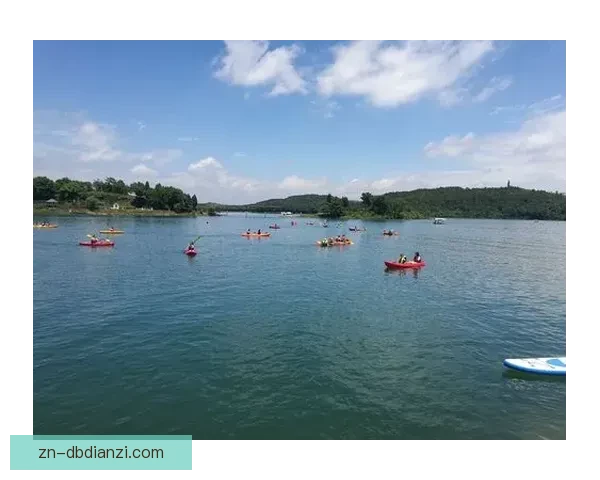 皮划艇入门指南：学习基本技巧，享受水上乐趣